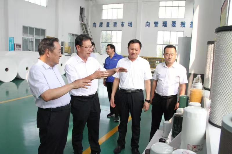 市工信局领导莅临集团龙德科技乐动买球-乐动买球（中国）调研指导工作